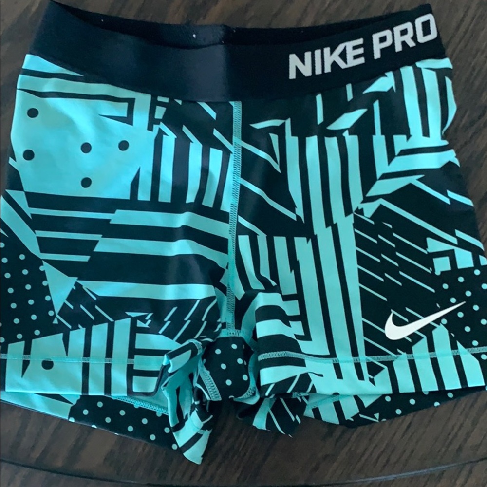 Nike pro athletic shorts